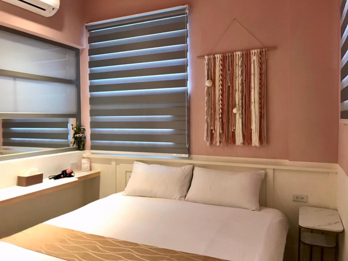 愛旅行民宿&近東大門夜市 Hualien Extérieur photo