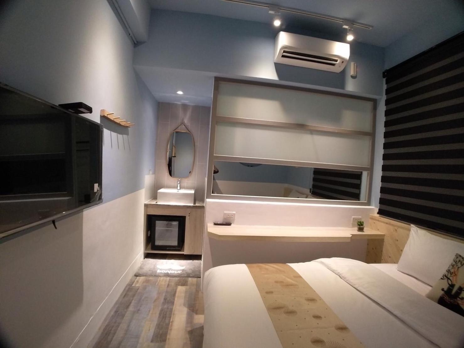 愛旅行民宿&近東大門夜市 Hualien Extérieur photo